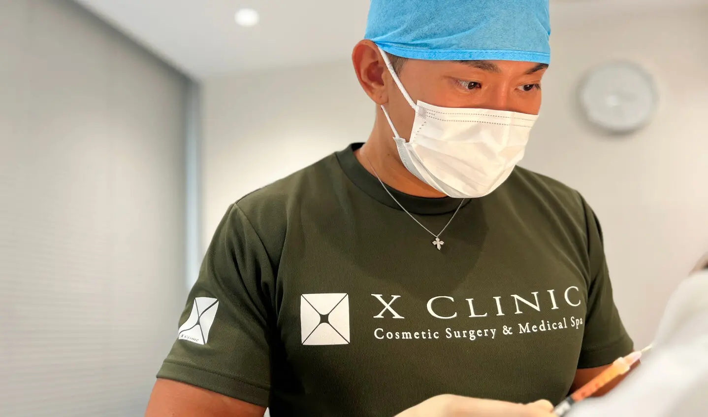 手術中のエンペラー孫